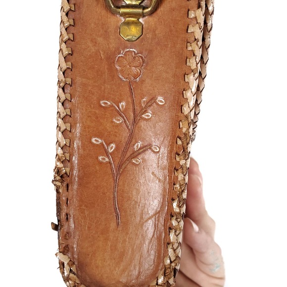 Vintage Artisan Handtooled Leather Bag - Picture 6 of 9
